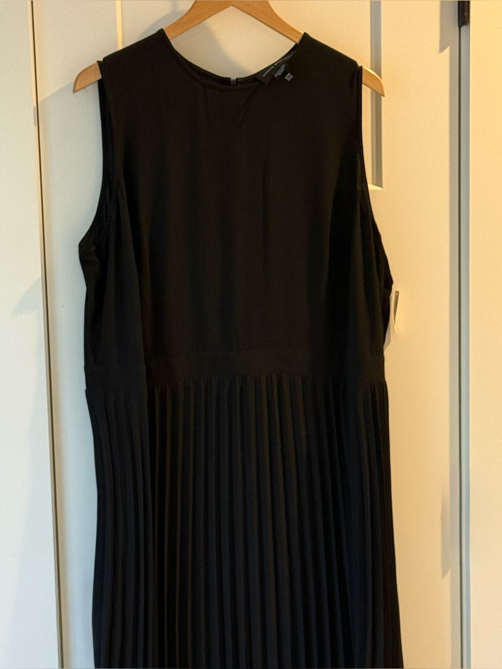 Talbots Donna Karen Classic Pleated Sleeveless Dress